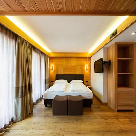 Hotel Larice 4*